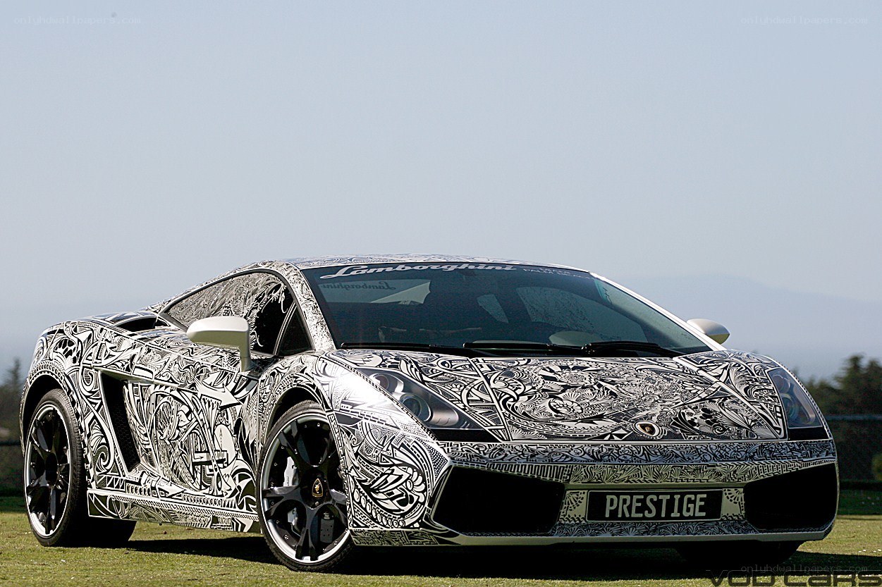 Lamborghini with custom artwork