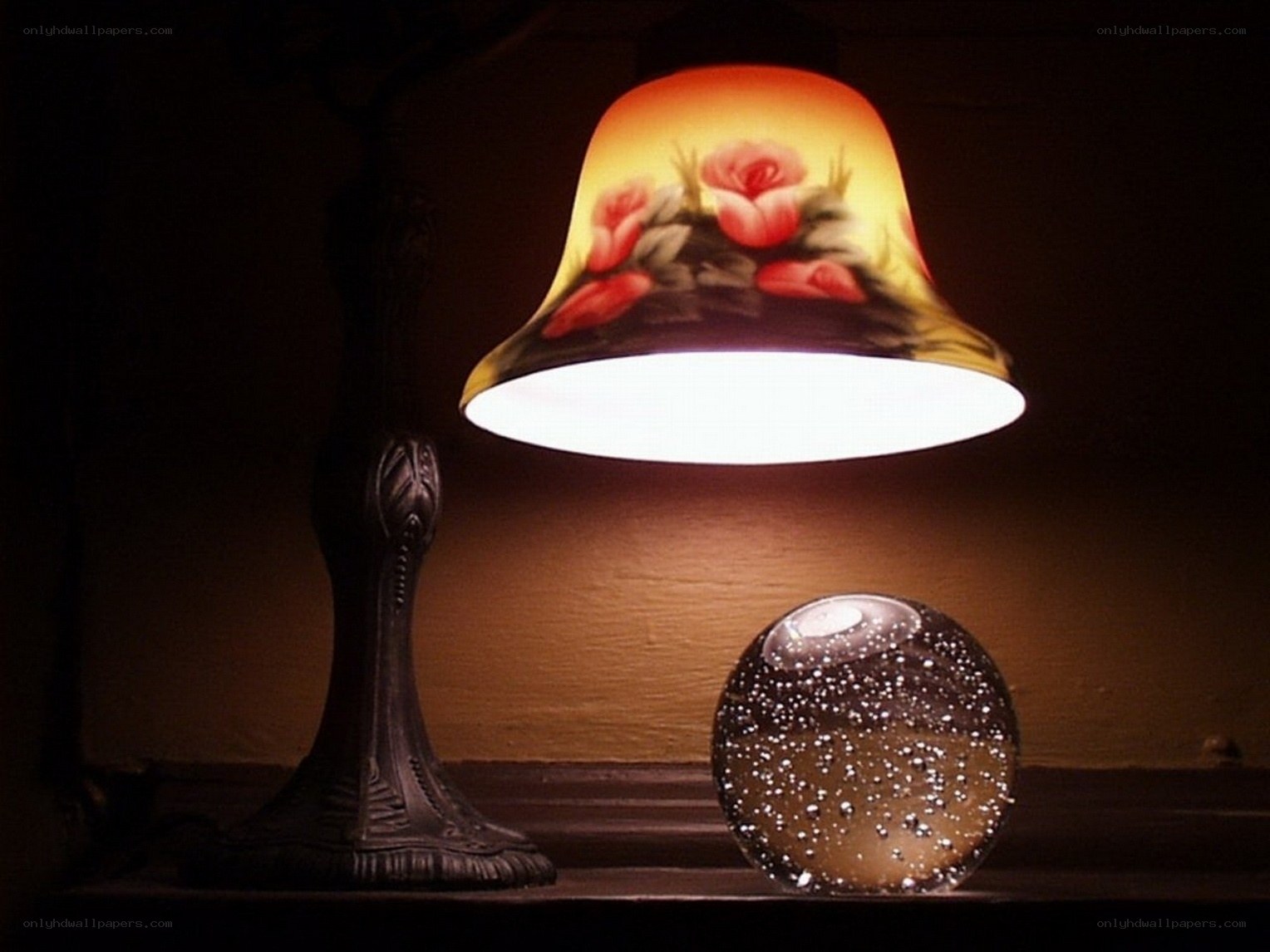 Lamp with floral shade