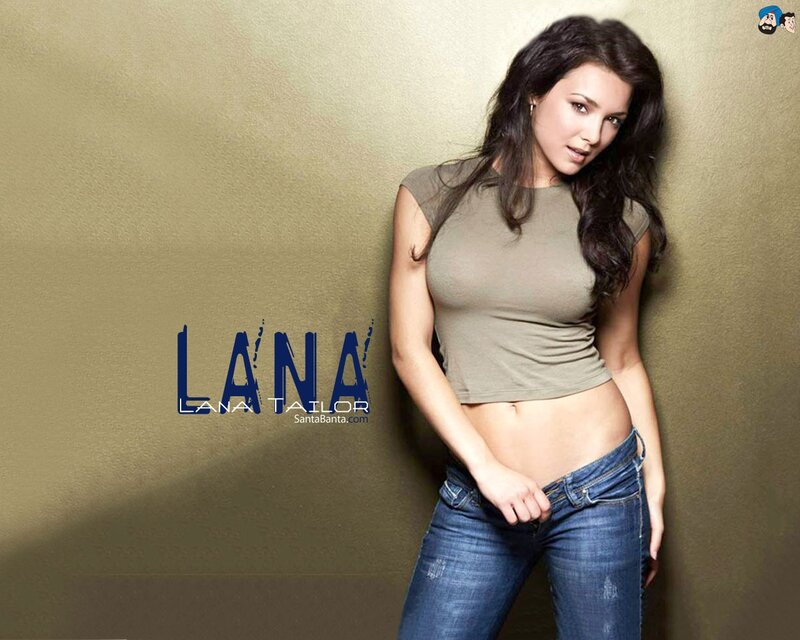 Lana in jeans and crop top