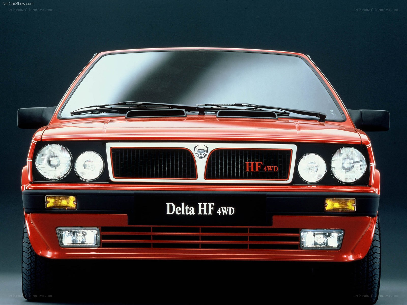 Lancia Delta HF 4WD front view