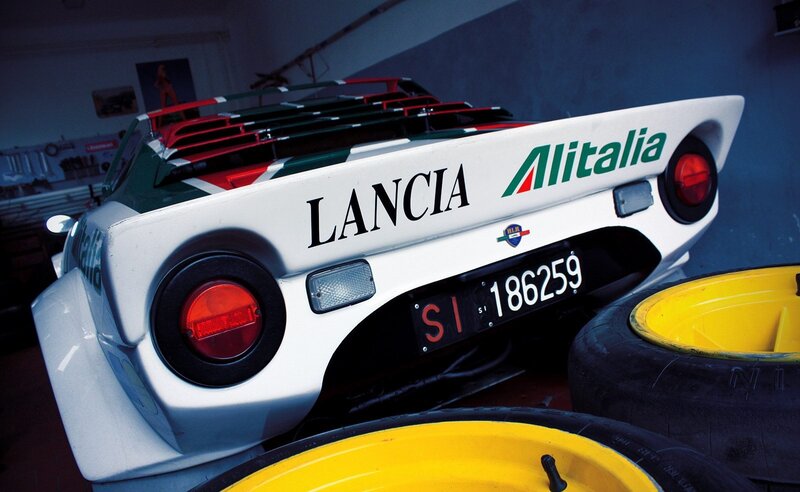 Lancia Race Car — White