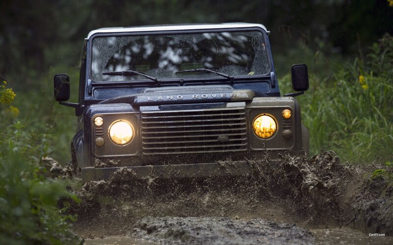 Land Rover in Mud — Green, Dramatic, Photograph