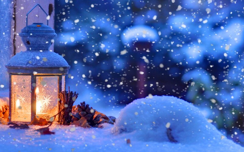 Lantern in Snow — Blue, Cozy