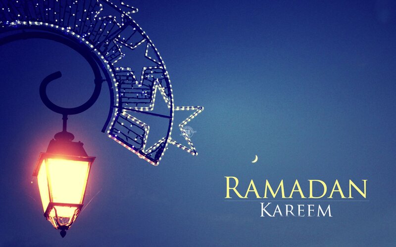 Lantern with Crescent Moon — Blue