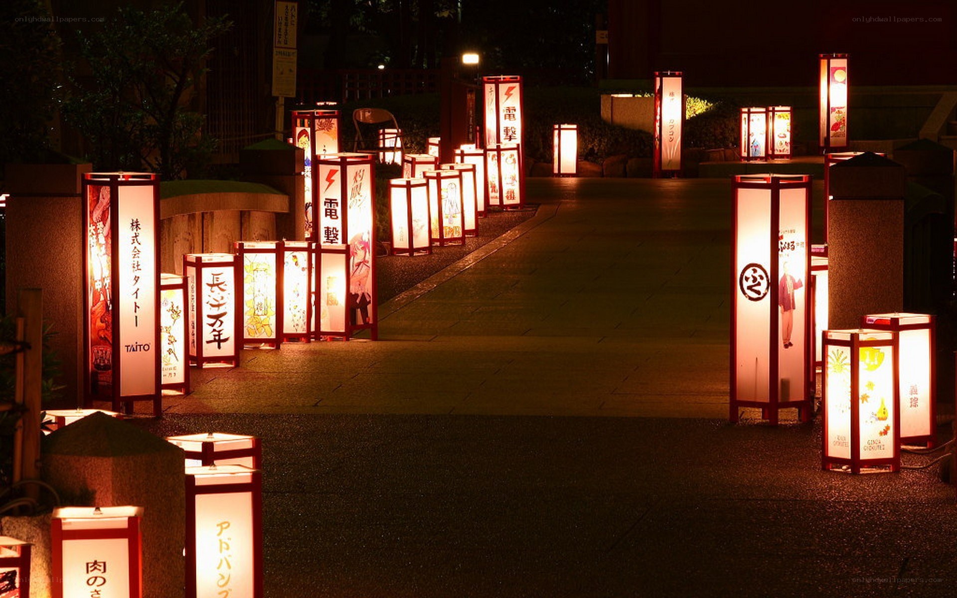 lanterns at night in japan