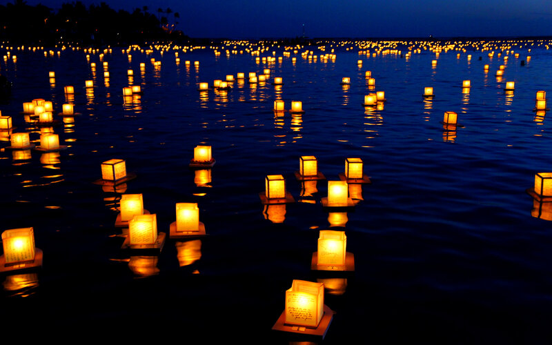 Lanterns Floating on Water — Blue