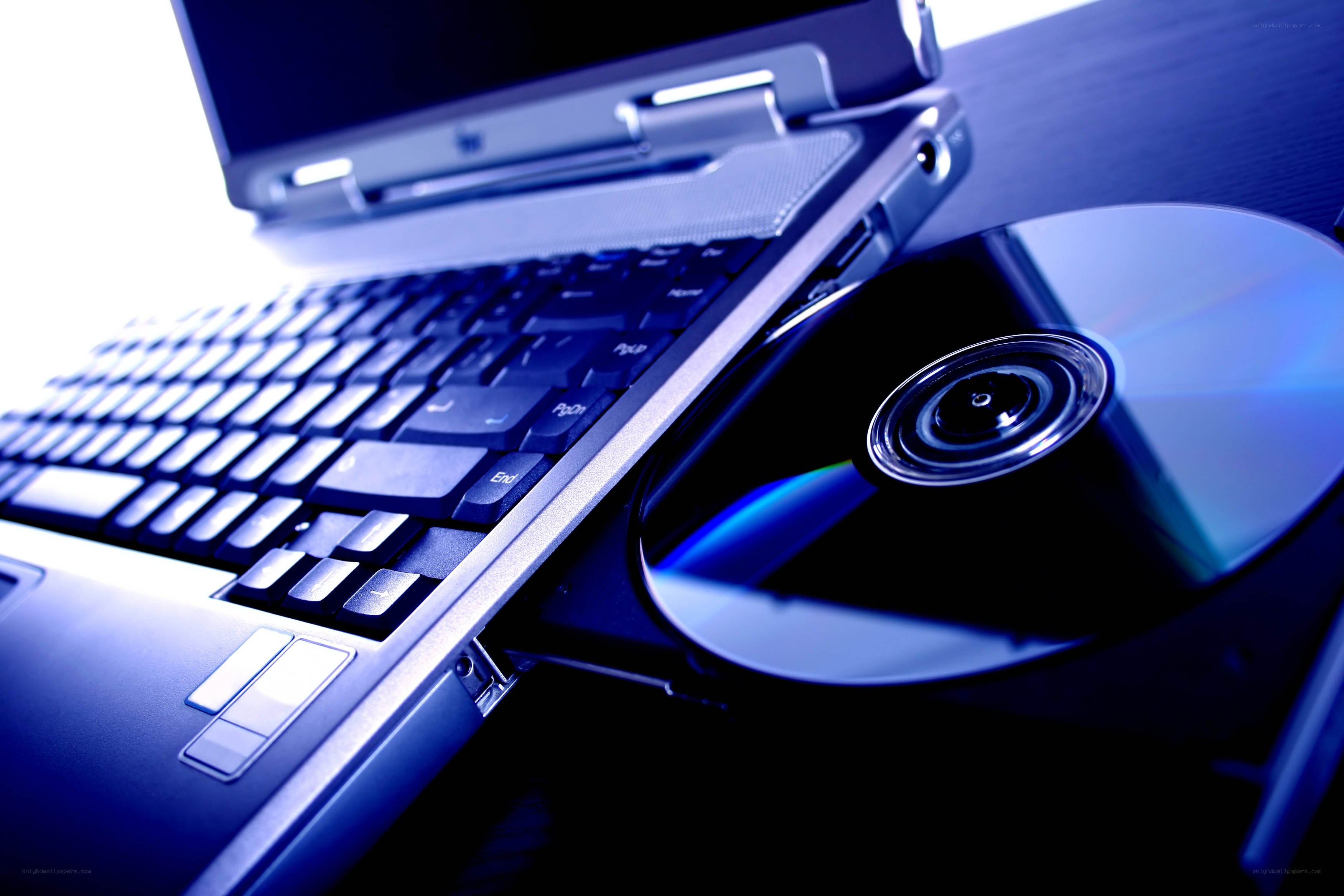 laptop with cd drive open