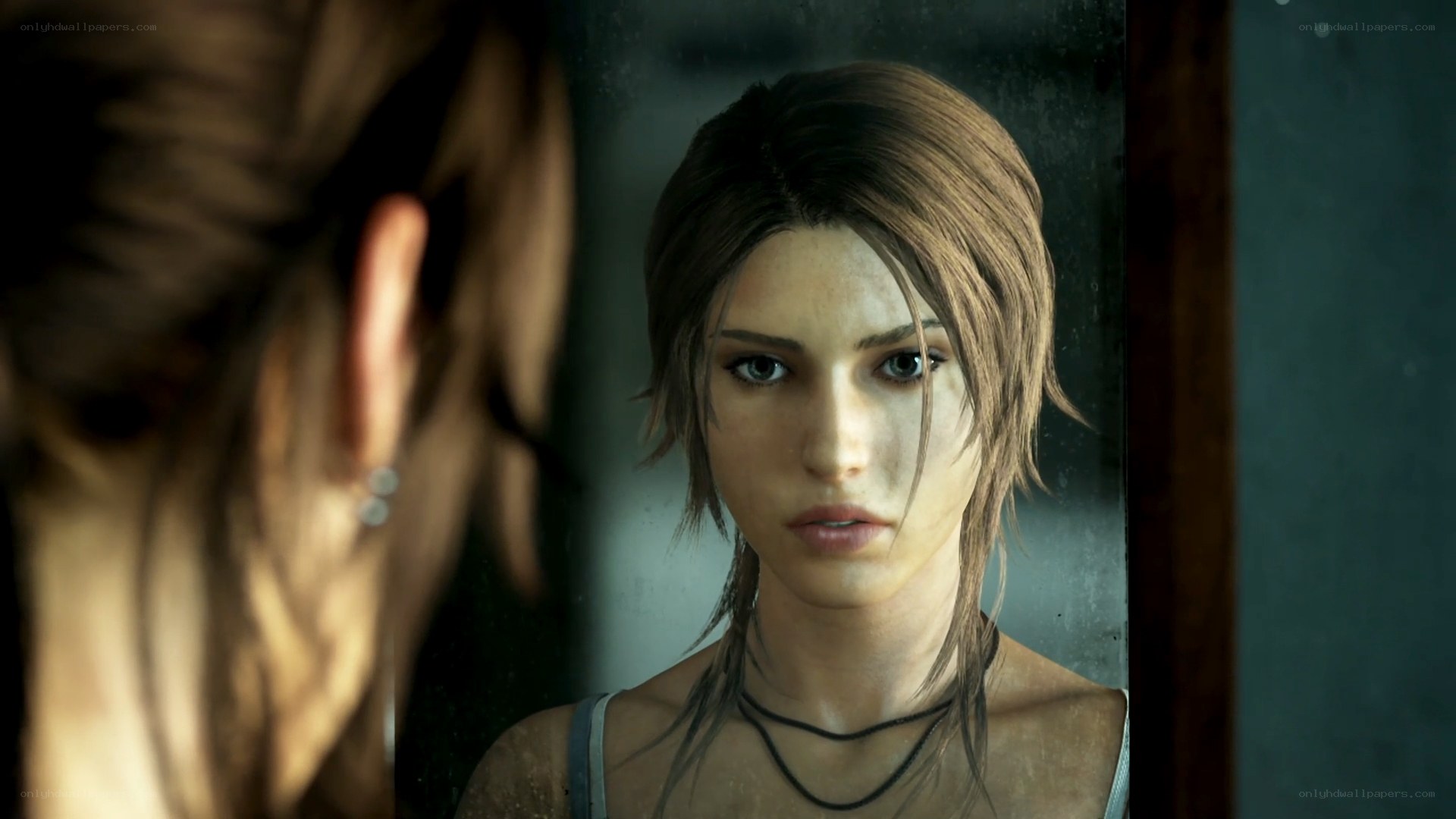 Lara Croft in a mirror