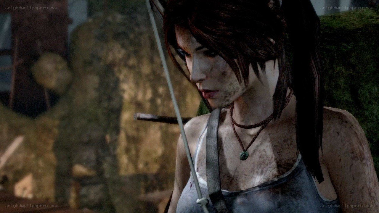 Lara Croft in a muddy scene