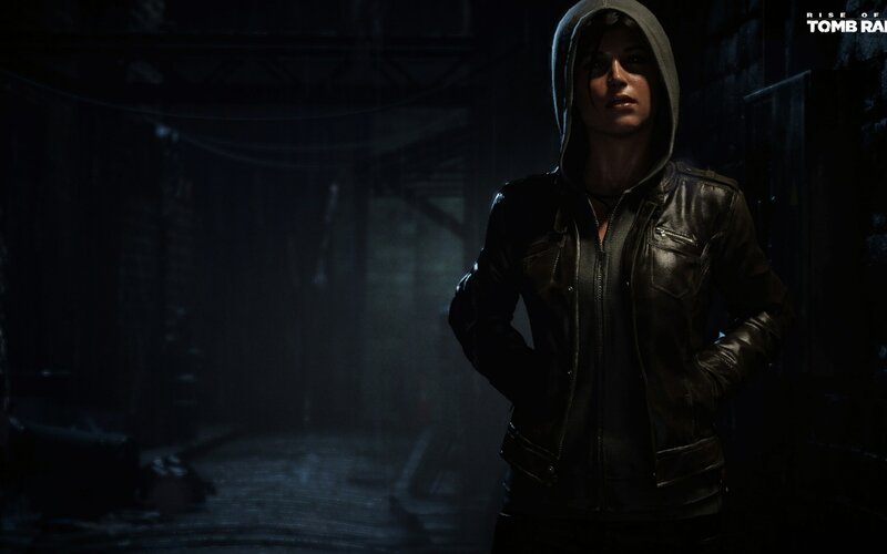 Lara Croft in dark alley