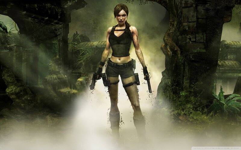 Lara Croft in Jungle — Green, Dramatic