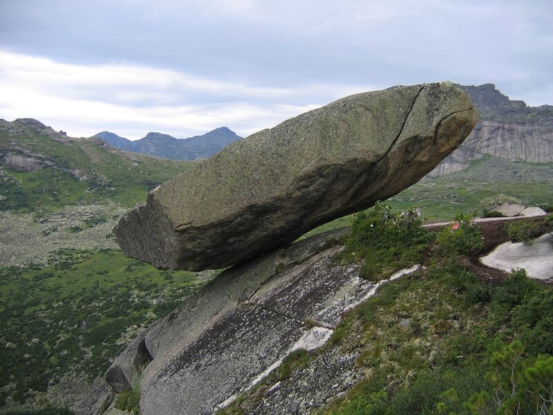 Large Balancing Rock — Gray