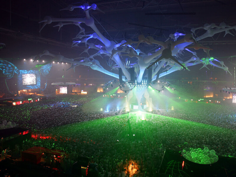 Large crowd at music festival
