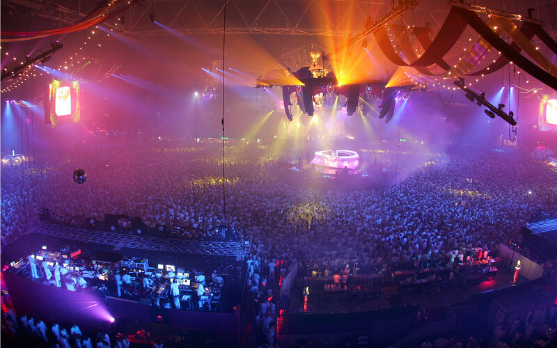 Large crowd at music festival