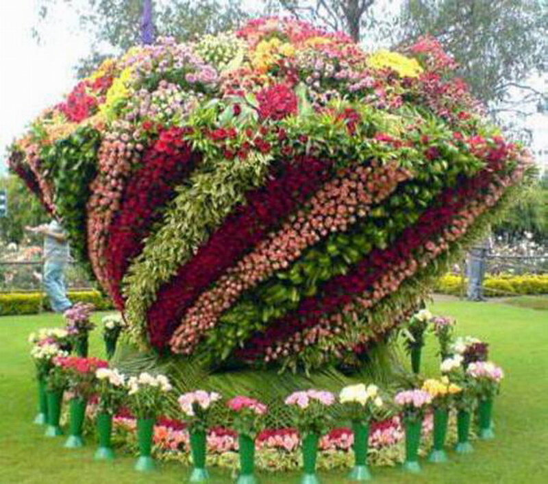 Large Floral Sculpture