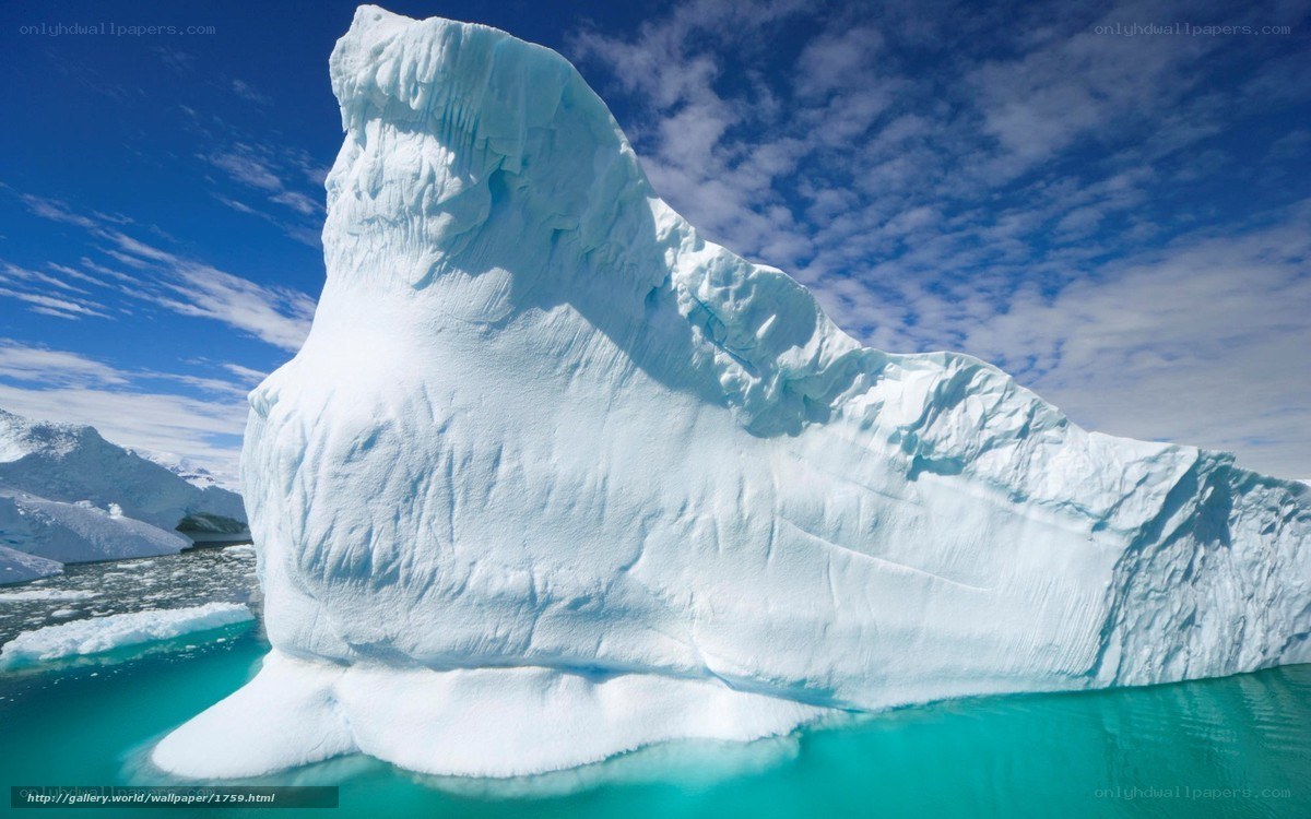 Large iceberg in turquoise water