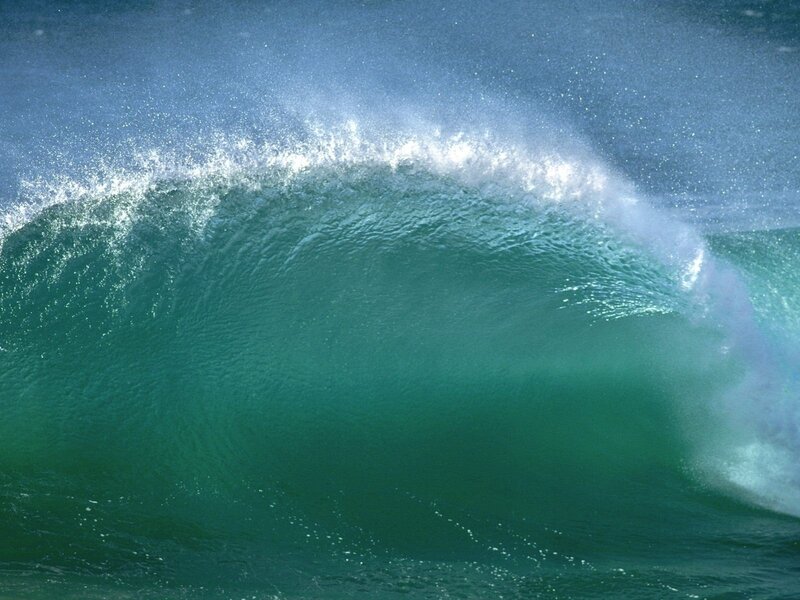 Large Ocean Wave — Green