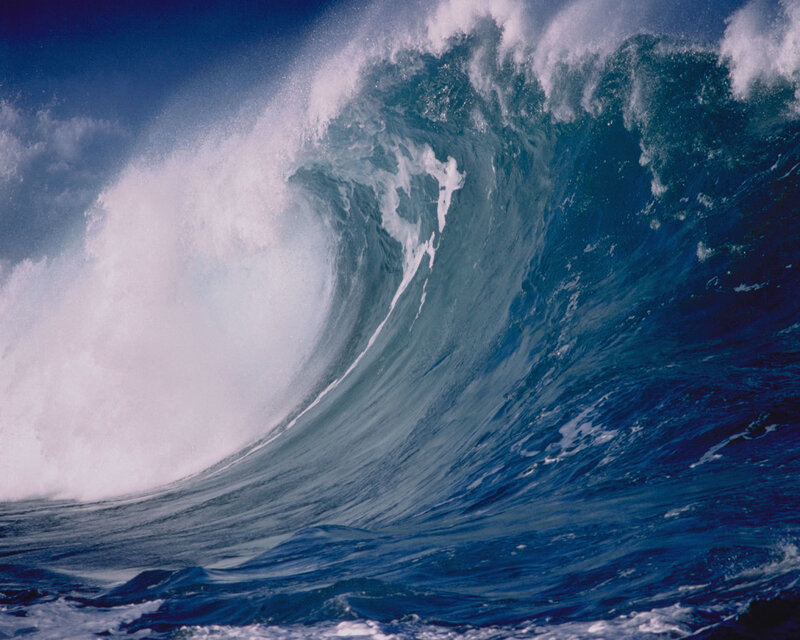 Large Ocean Wave — Photograph, Foam