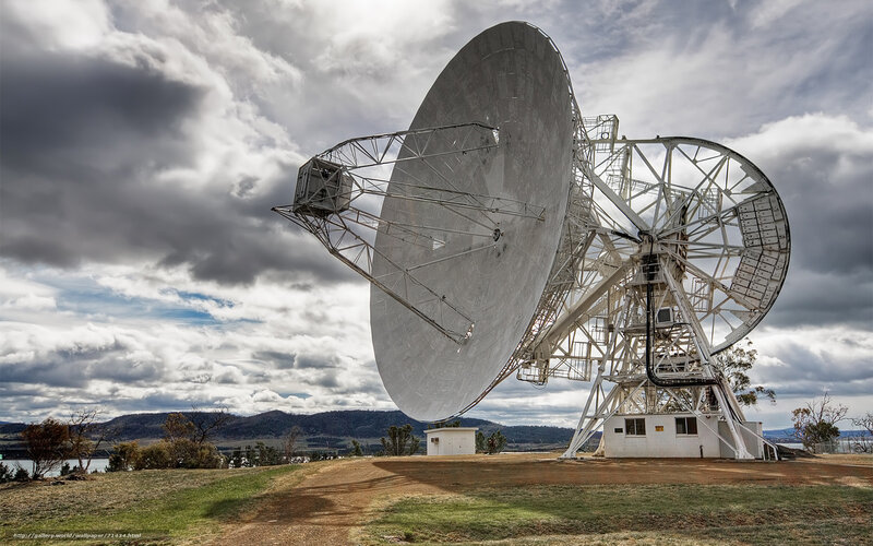 Large radio telescope dish