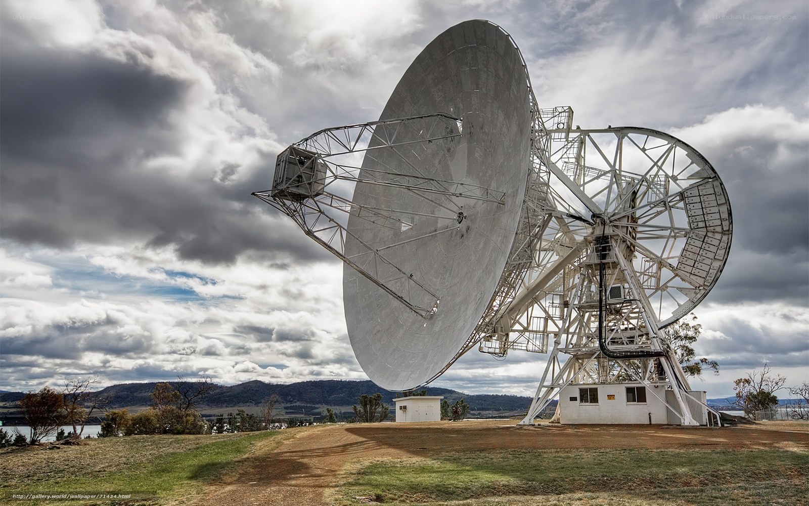 Large radio telescope dish