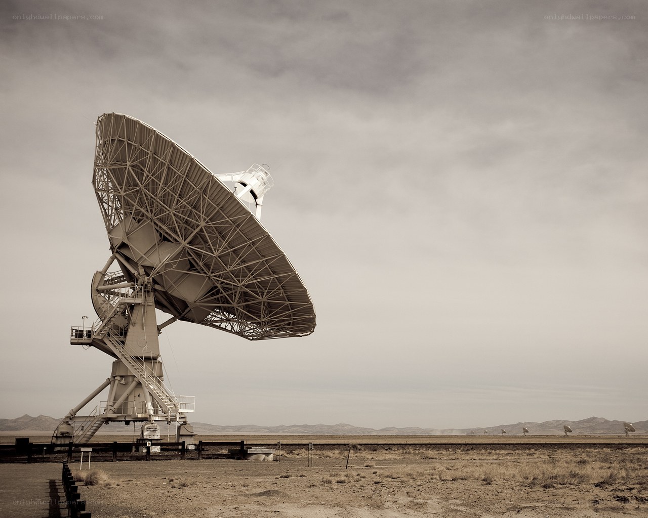 Large radio telescope in desert