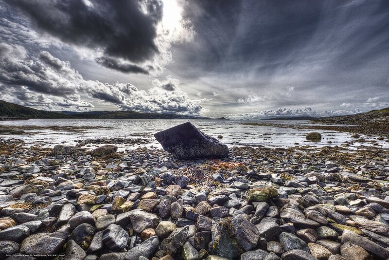 Large Rock on Pebble Beach — Gray