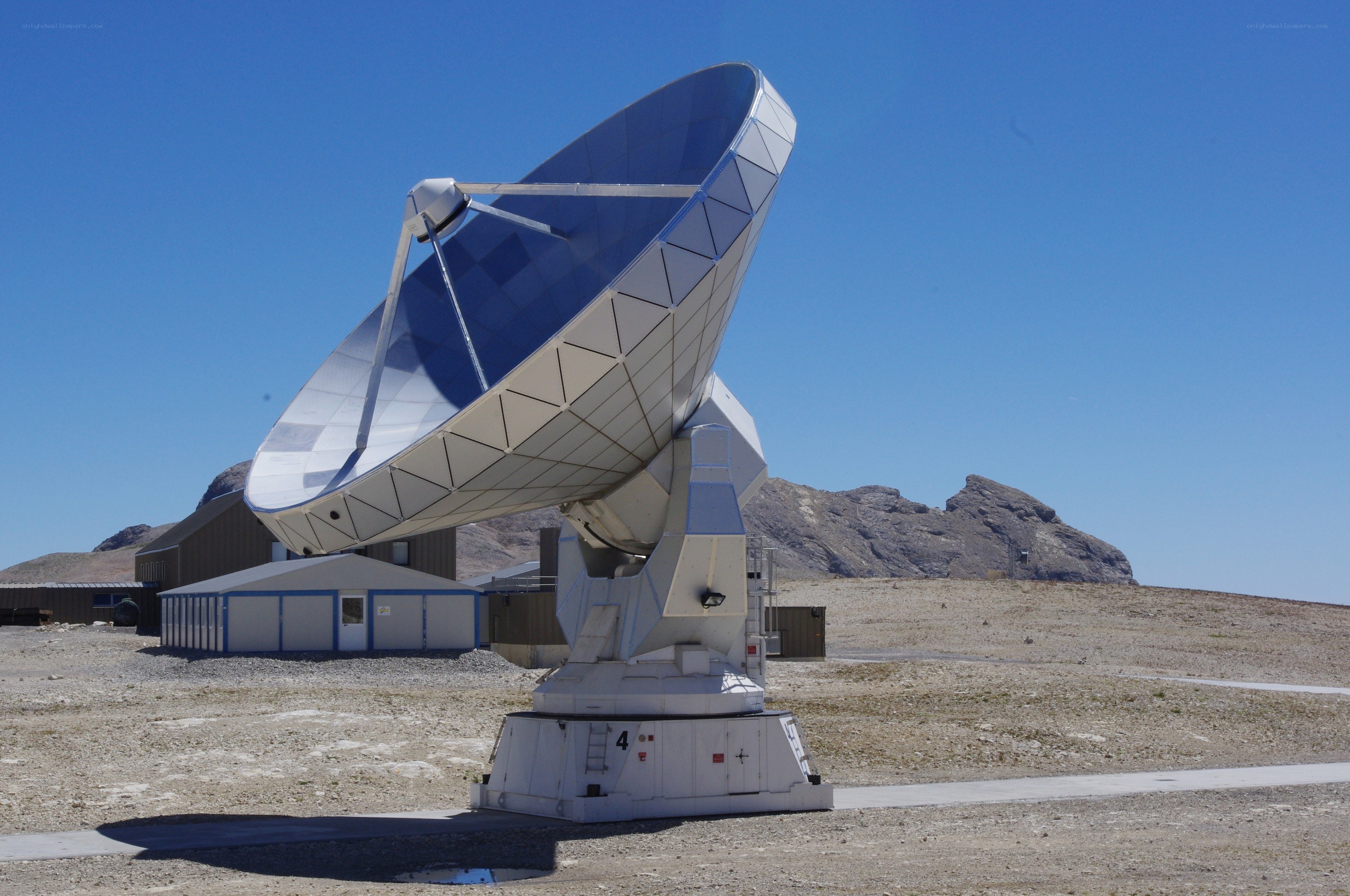 Large satellite dish in desert