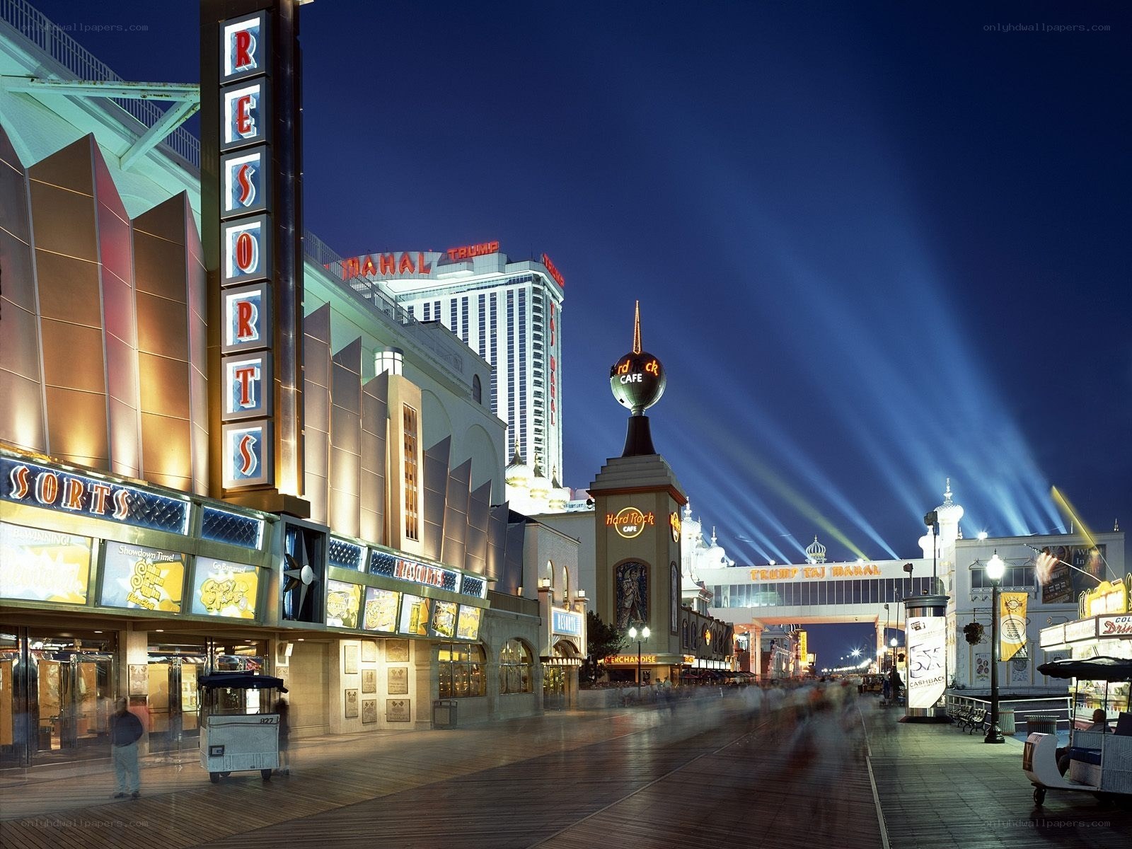 Las Vegas boardwalk at night