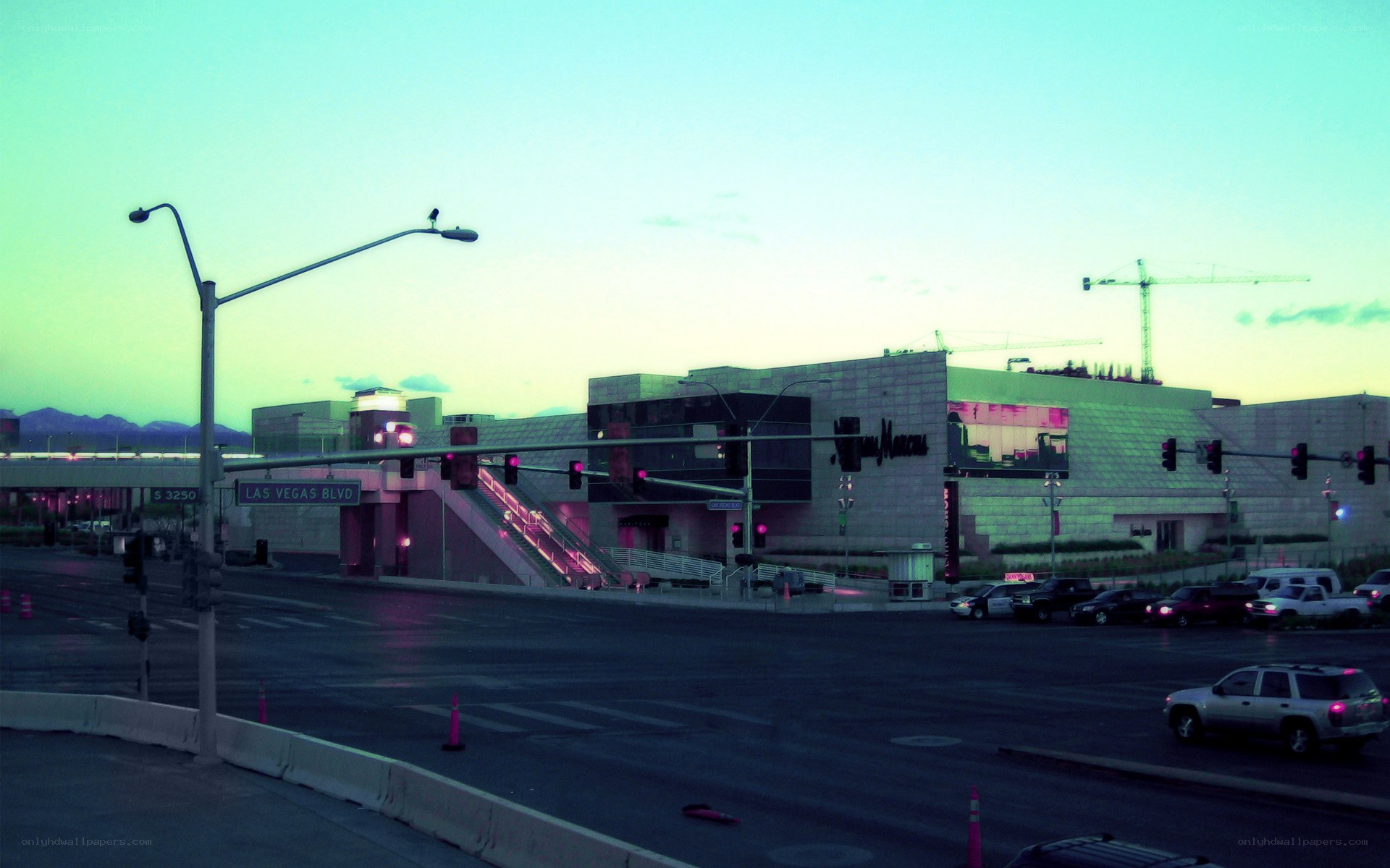Las Vegas Boulevard at dusk