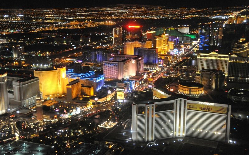 Las Vegas Cityscape at Night — Yellow, Dramatic