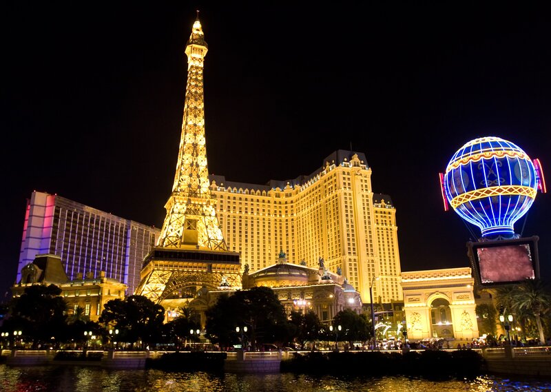 Las Vegas Eiffel Tower replica