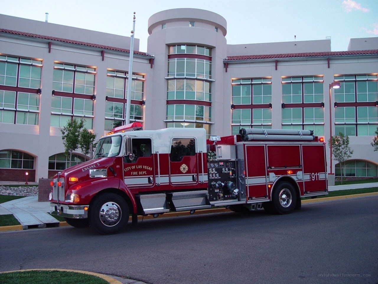 Las Vegas fire engine outside station
