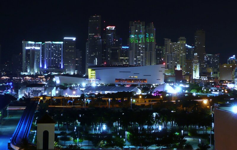Las Vegas Skyline at Night — Black