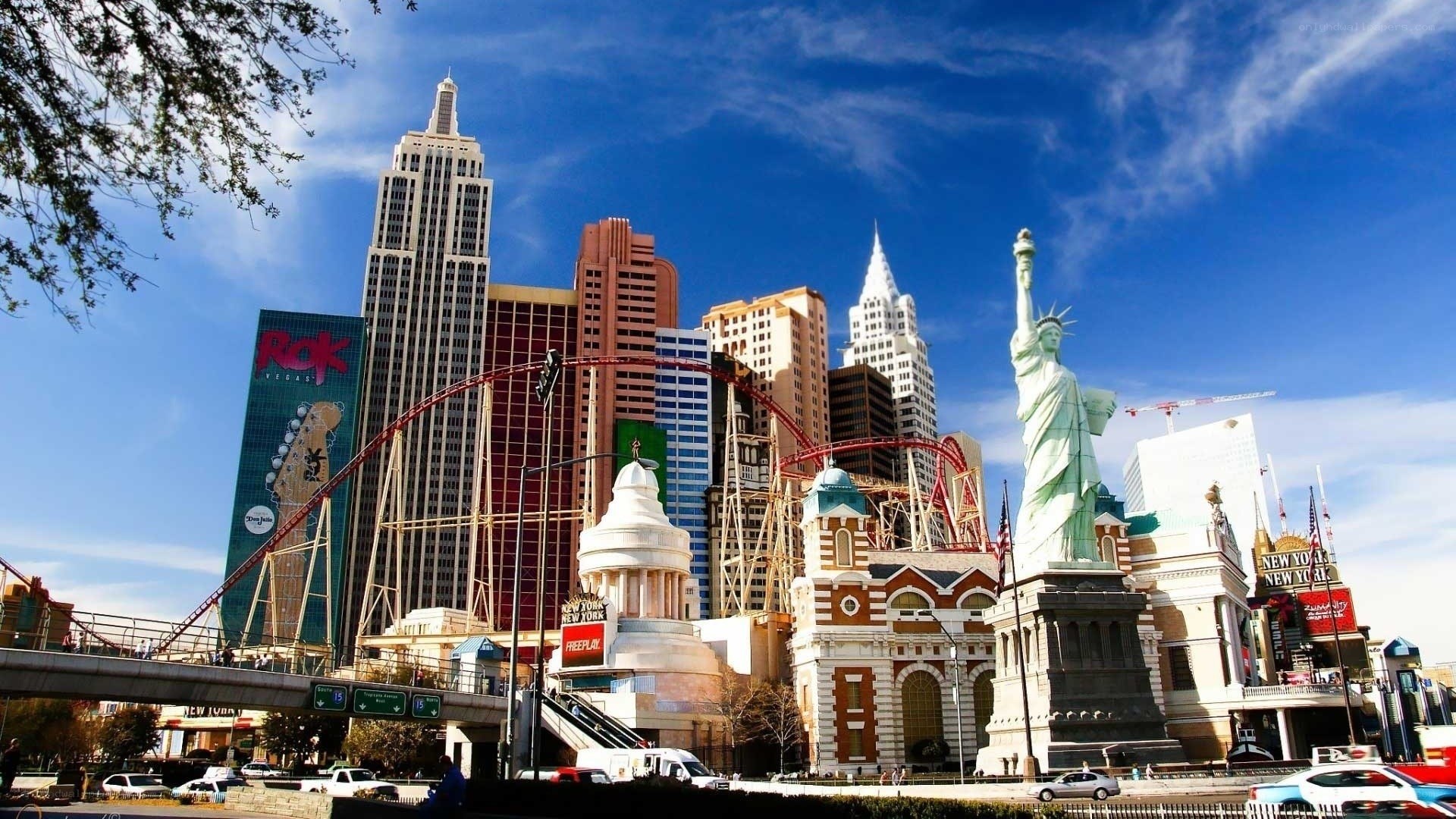 Las Vegas skyline with Statue of Liberty