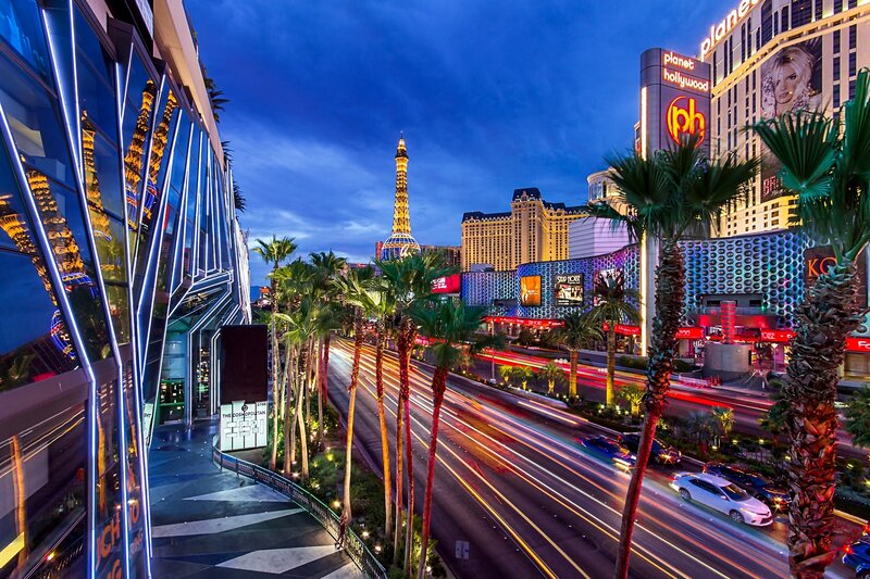 Las Vegas Street at Night — Blue, Dramatic