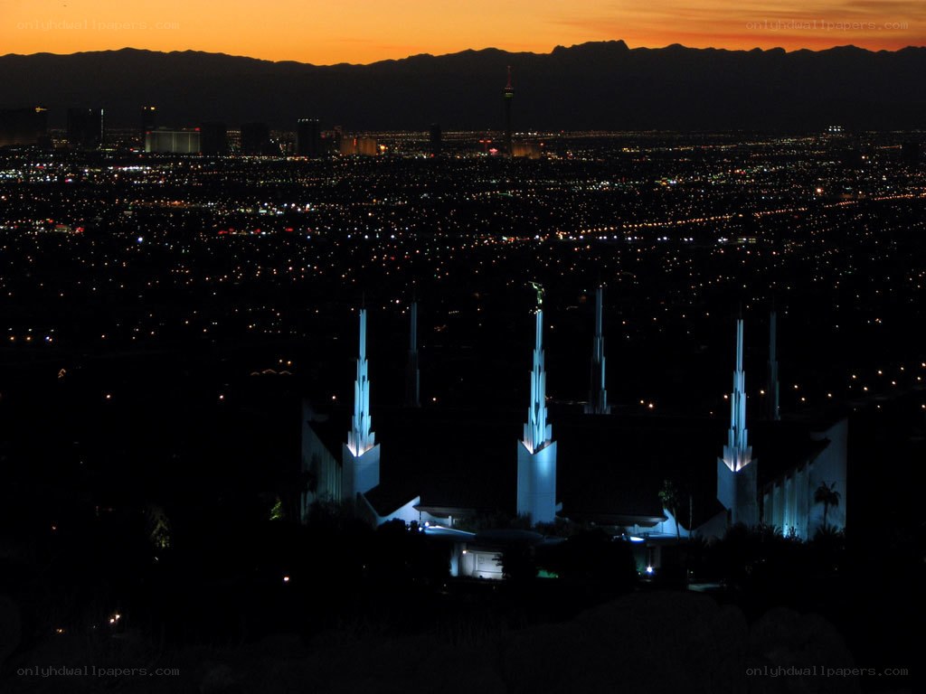 Las Vegas Temple at dusk