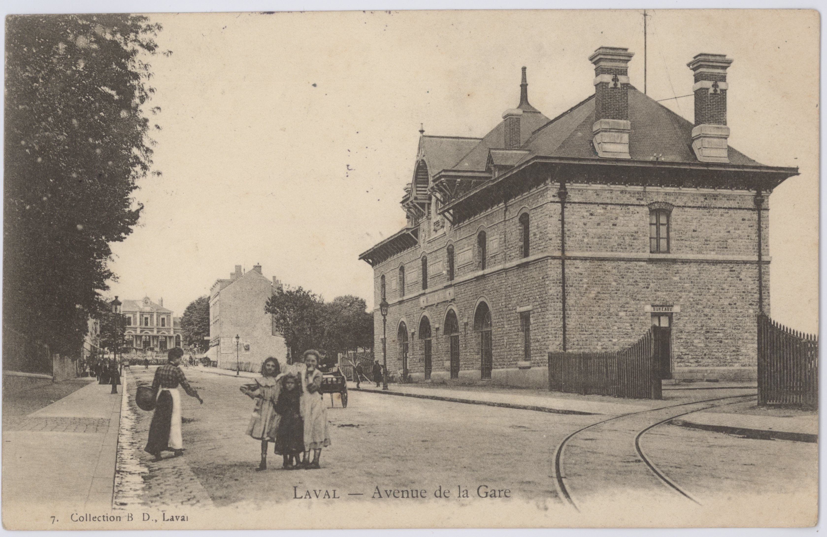 Laval Avenue de la Gare