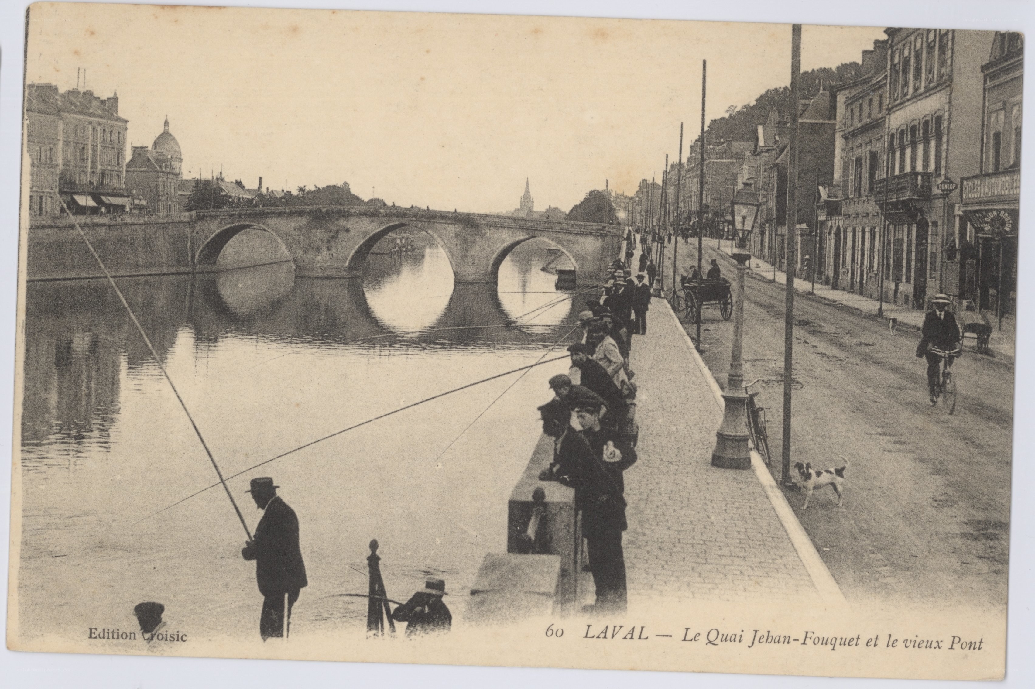 Laval quay and old bridge
