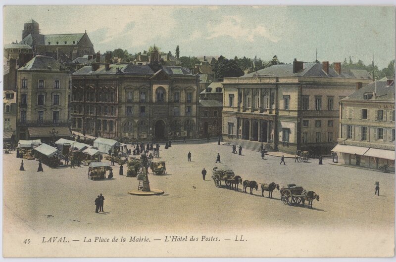 Laval Town Square — Beige