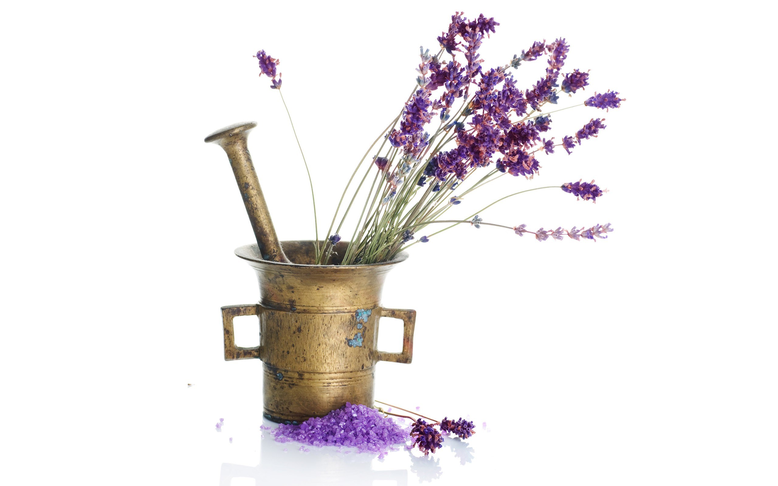Lavender in a mortar