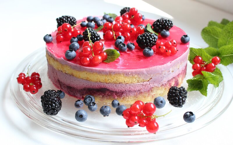 Layered Berry Cake — Pink