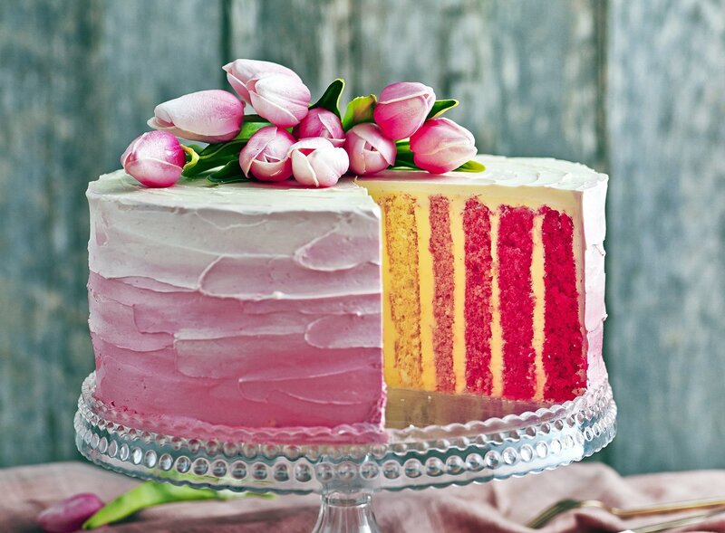 Layered Cake with Tulips