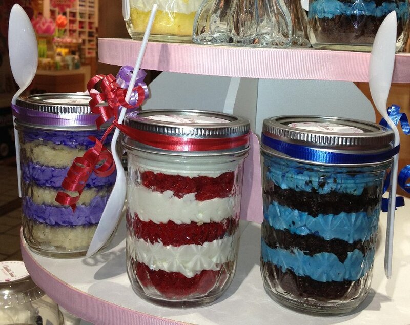 Layered Cakes in Jars