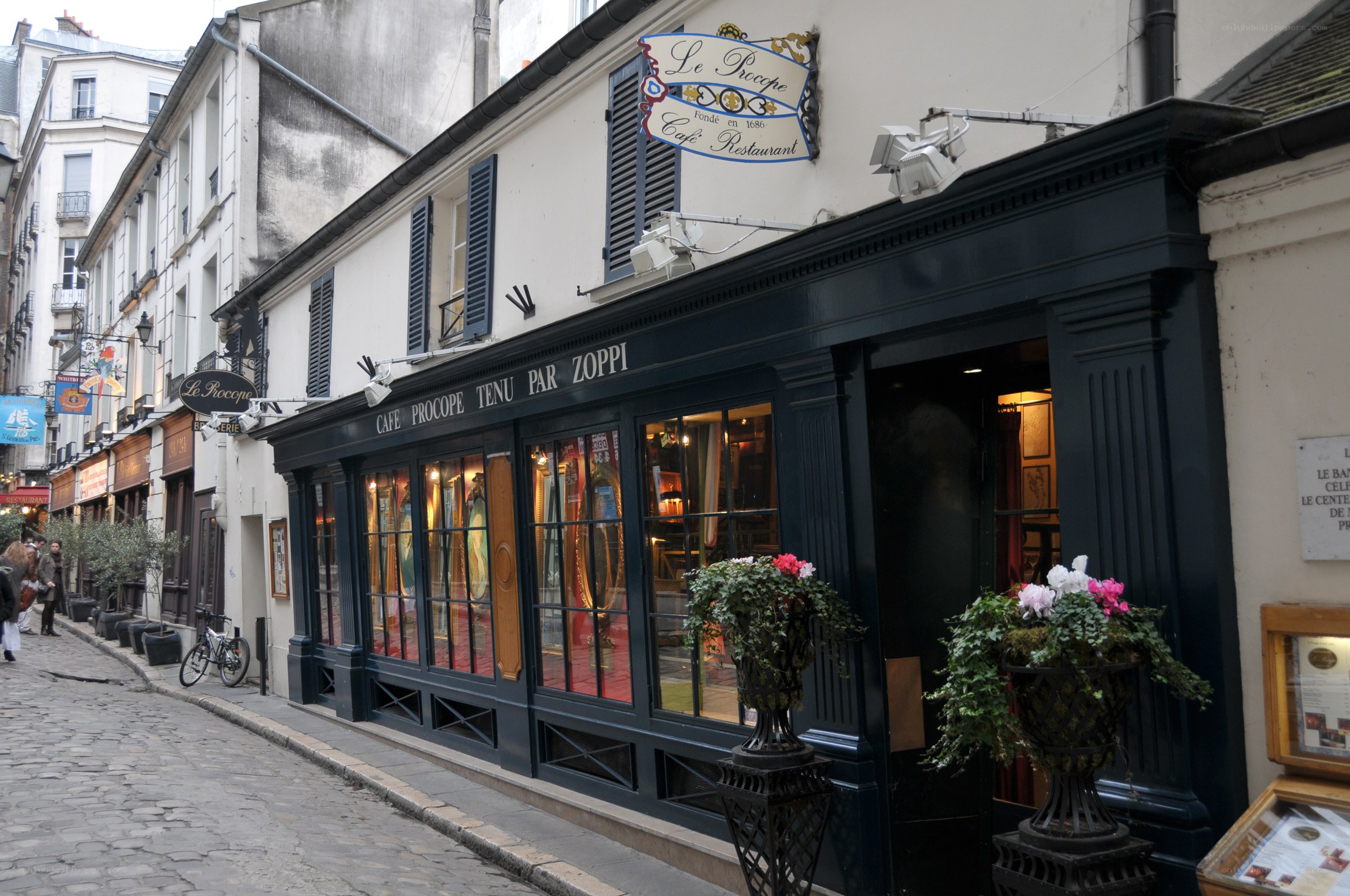 Le Procope cafe in Paris