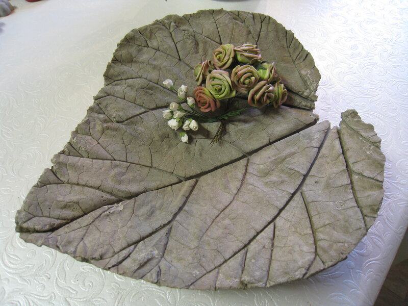 Leaf-shaped Clay Sculpture