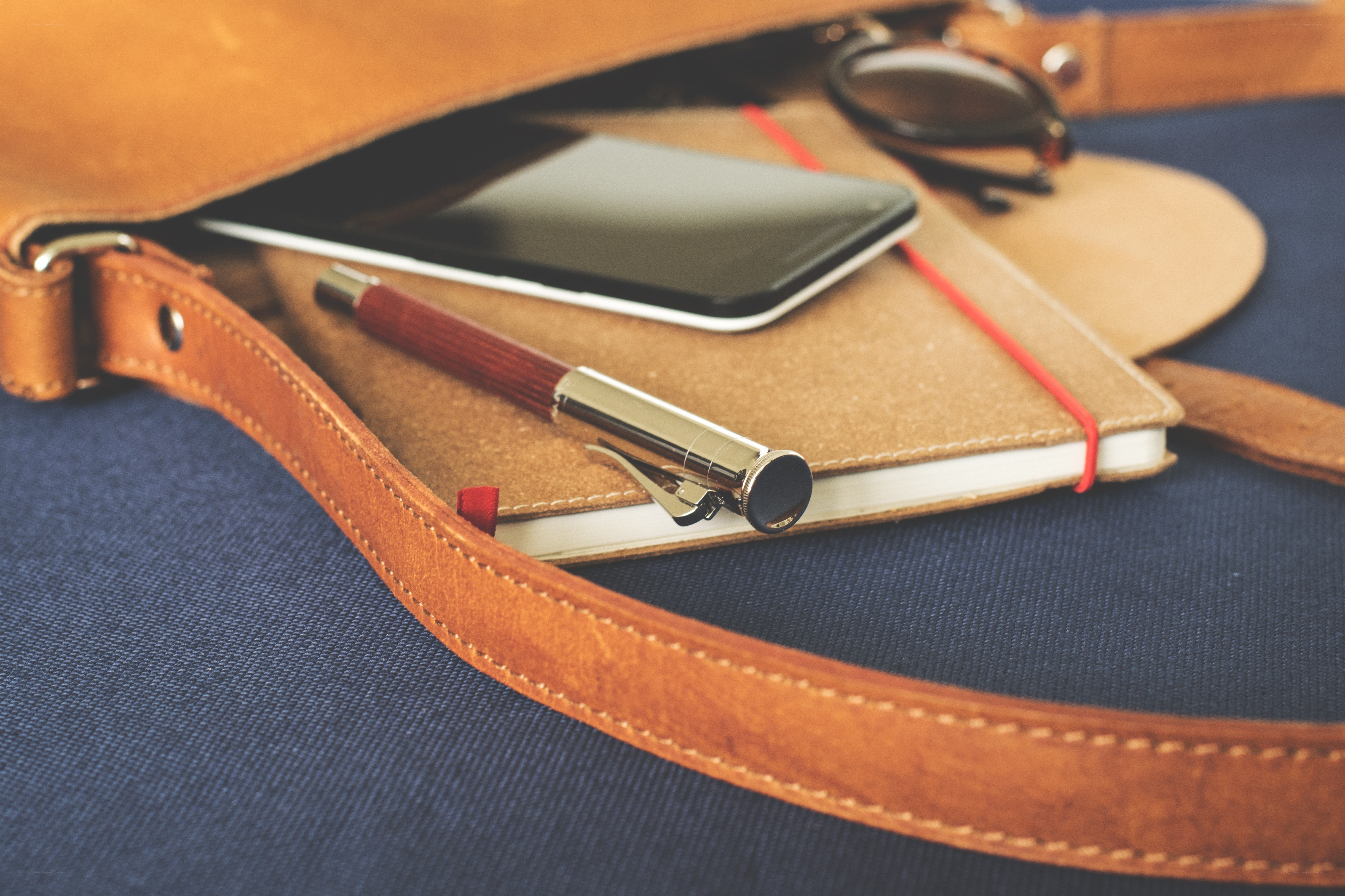 Leather bag with stationery