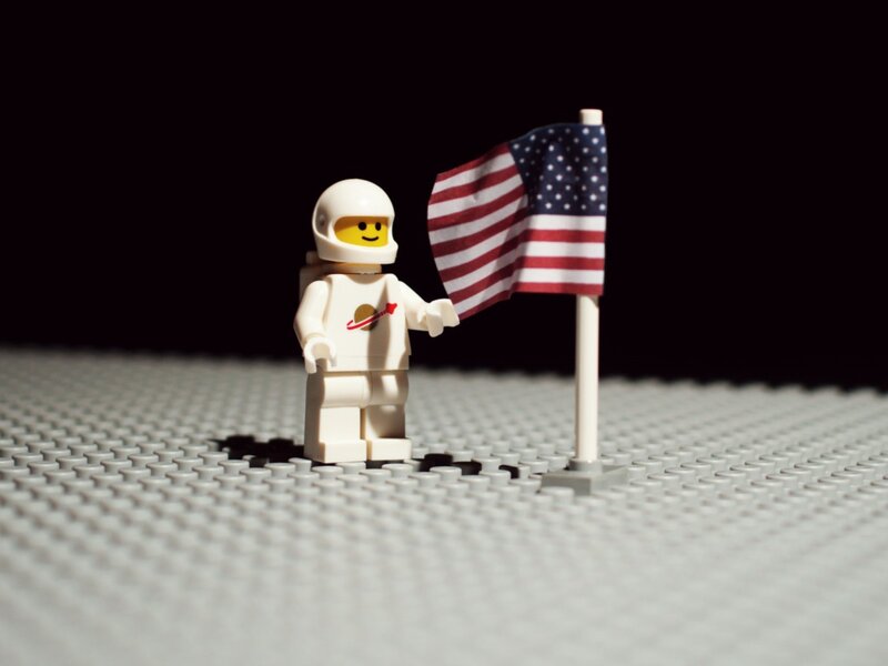 Lego Astronaut with Flag — White
