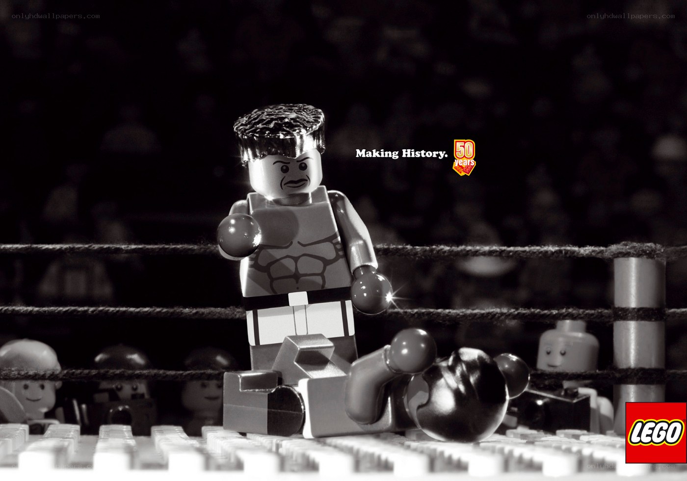 Lego boxer in ring