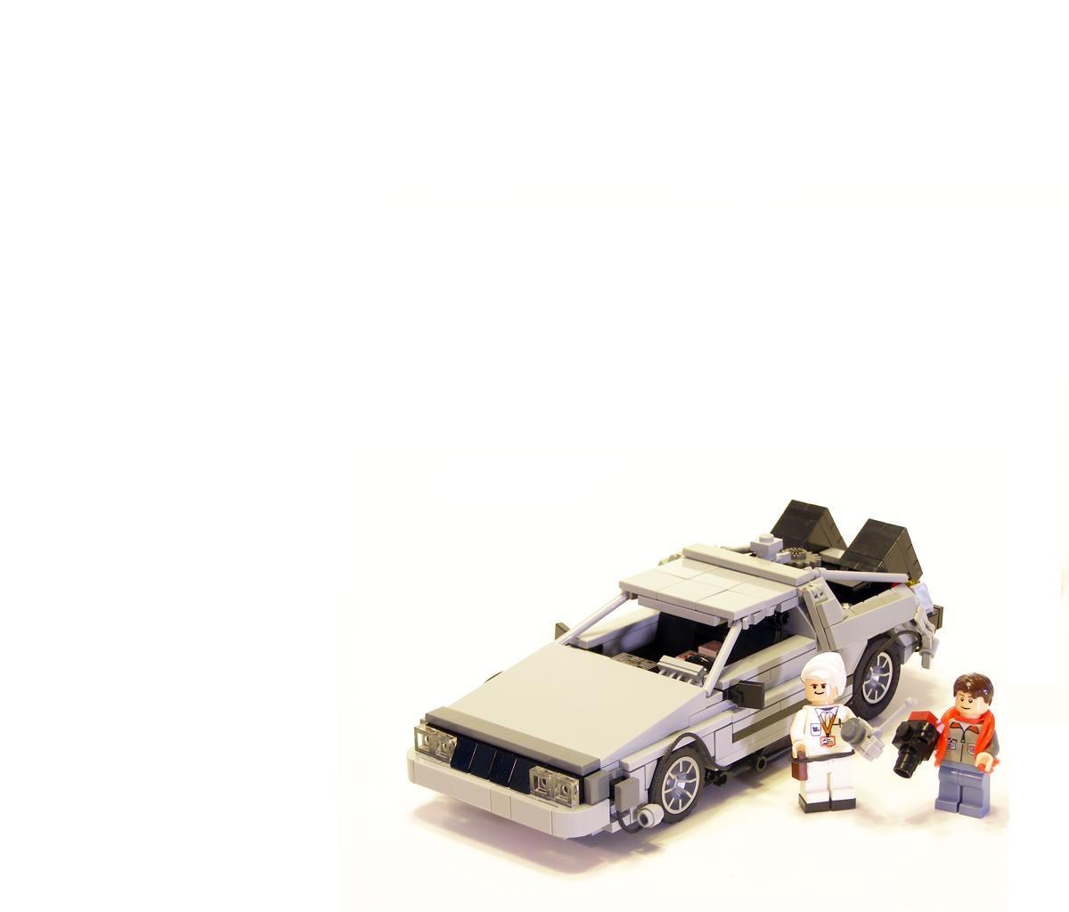 Lego DeLorean time machine