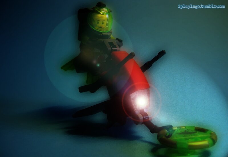 Lego diver with light